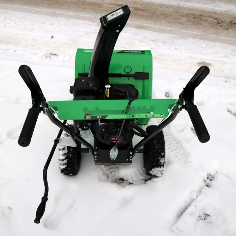 Motorni-Cistac-I-Bacac-Snega-ST65A-3